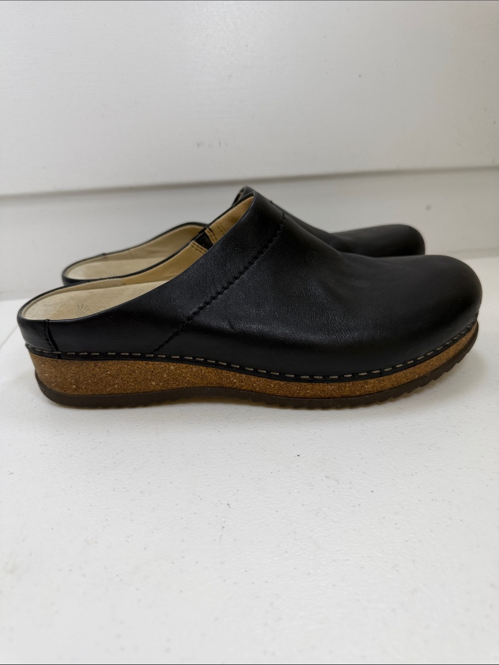Dansko Mariella Wedge Slip On Clogs Black Nappa Leather Cork Footbed EU 39 US 8
